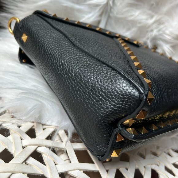 Valentino Rockstud Crossbody/Shoulder Bag in Black with Gold Hardware - Picture 13 of 17